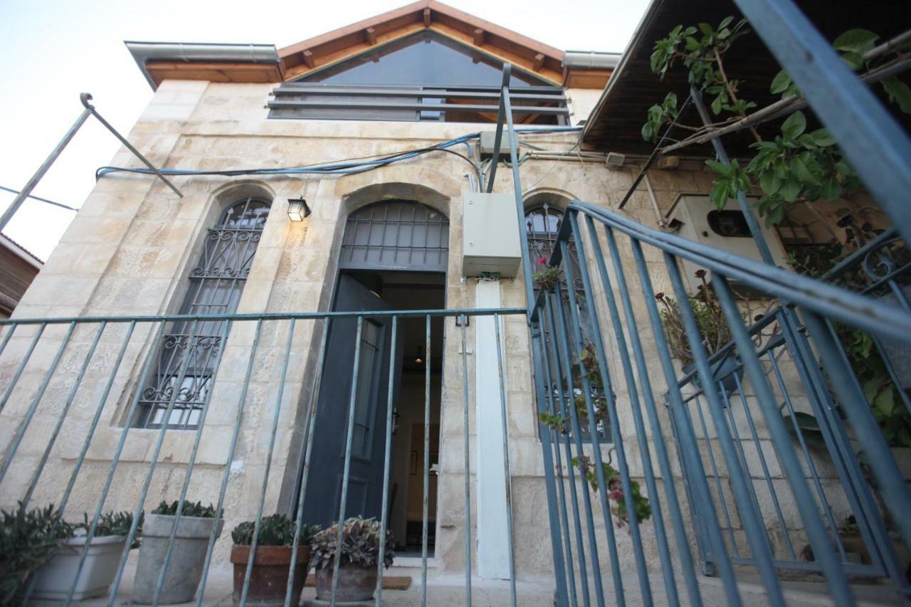 Like A Local - Boutique Suites Йерусалим Екстериор снимка